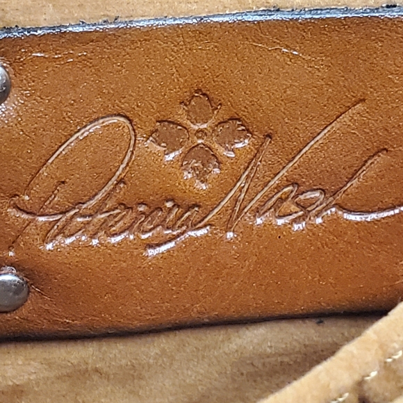 PATRICIA NASH Black Leather BELT BAG With Carry Wrist Strap Excellent Condition - Picture 9 of 16